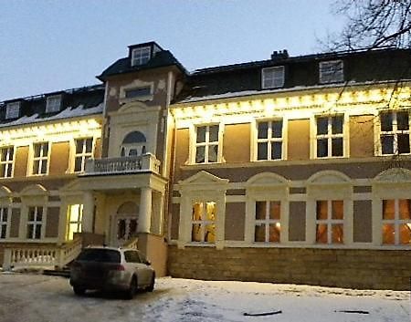 Palac Dabrowa Dabrowa Gornicza Exterior photo